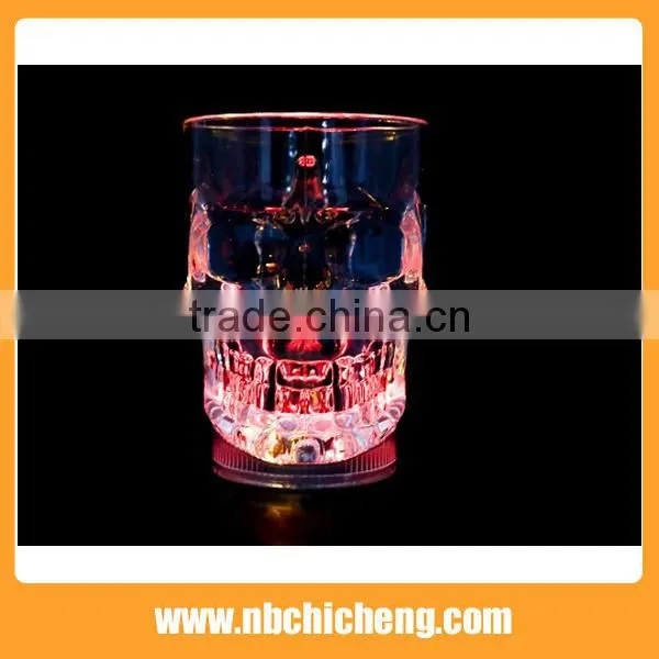 2015 popular led flash champagne glass cup with light lamp