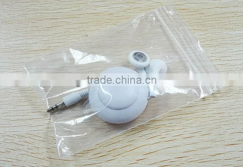 Retractable earphone