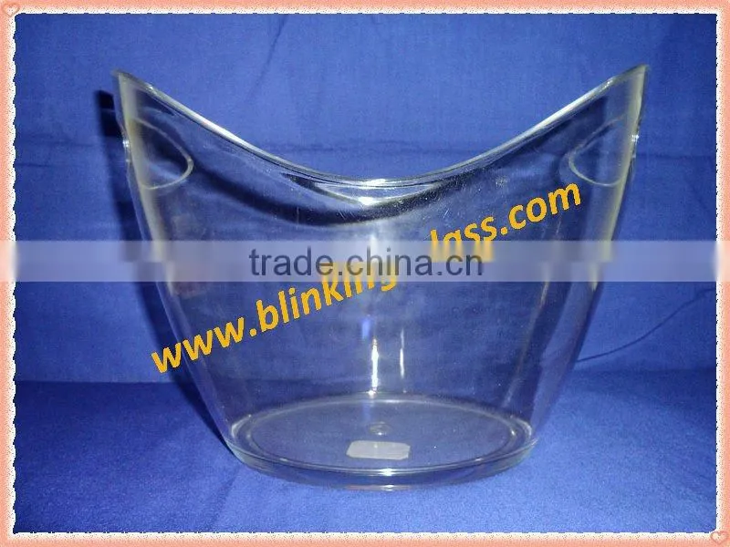 Plastic ice bucket