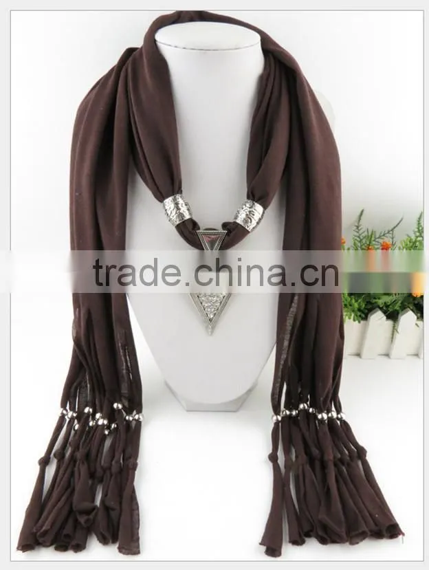 2015 Lovely new arrival hot selling ladies' scarf brand big cotton lady scarf Full diamond triangle alloy pendant jewelry scarf