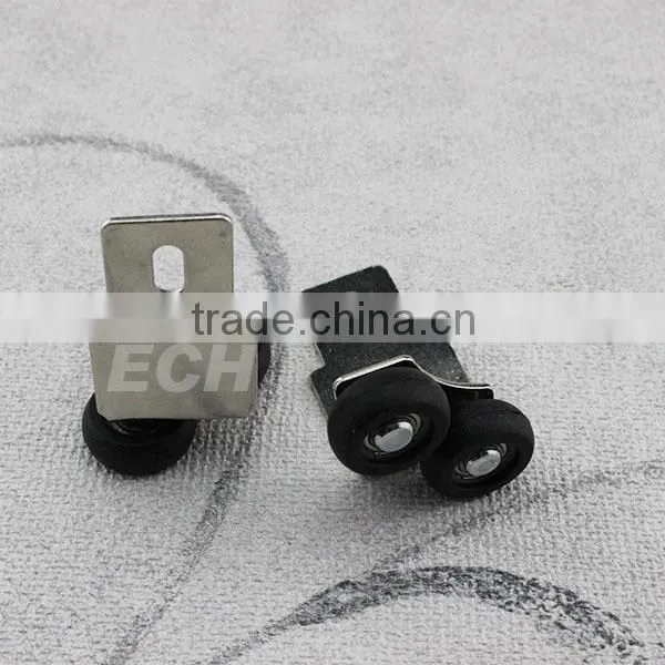 Hight quality iron door hanger roller