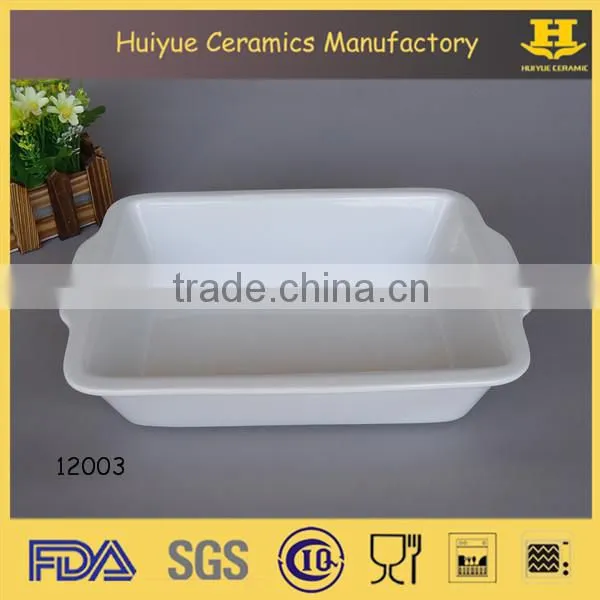 porcelain lasania baking dish white color boat shape