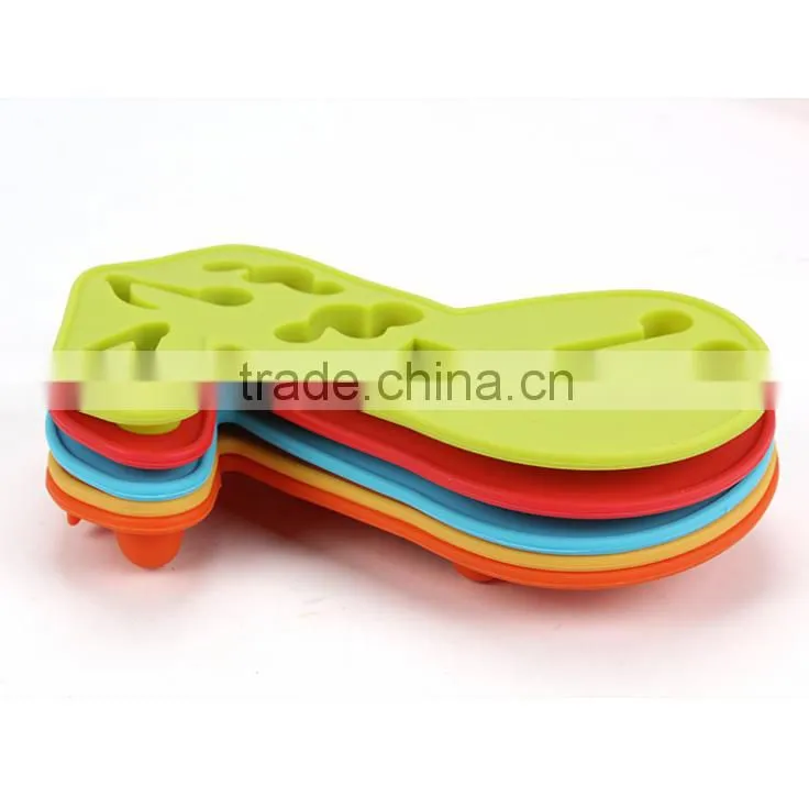 Music note shaped mini silicone ice cube tray