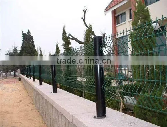 China manufacturer curvy steel metal fence