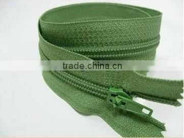 #4 open-end nylon garment zipper and slider