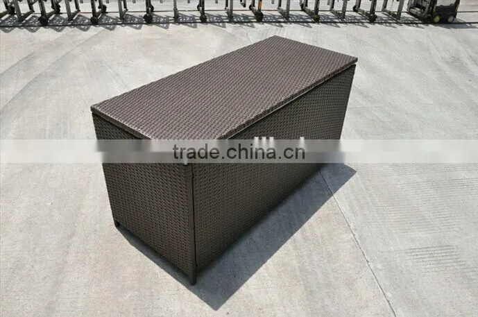 Outdoor garden storage box
