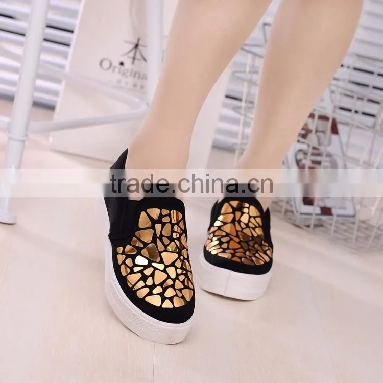 Latest cheap canvas shoe women walking shoes from china factory