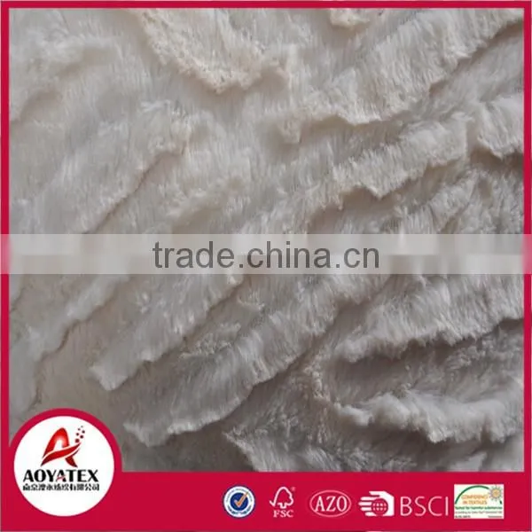 New design embossed coral fleece cushion, fashional cushion with filling, coral fleece cushion made in china