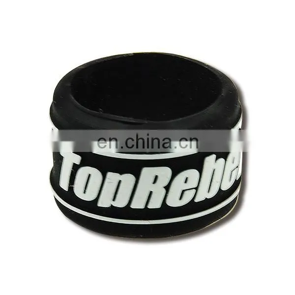 Custom silicone wedding fashion silicone wedding ring silicone wedding ring with logo
