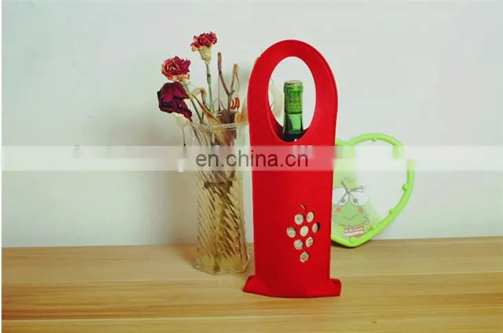2018 Hot Sell elegant christmas felt single wine bottle bag with handle and customized logo