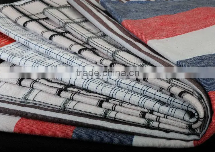 Stitch bonded nonwoven fabric for sofa interlinging