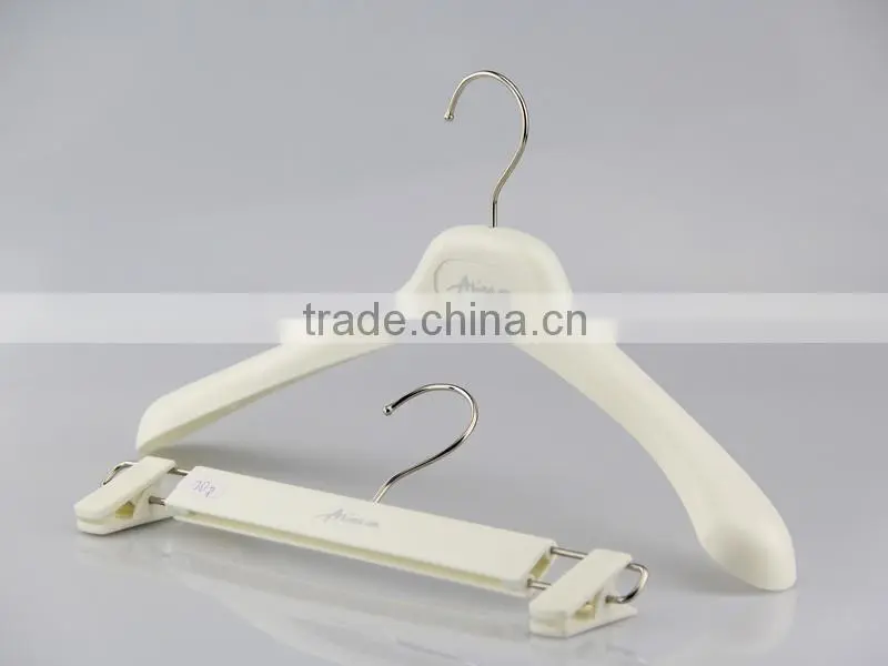 HA7002 hot sale fashionable plastic top hanger and pants hanger