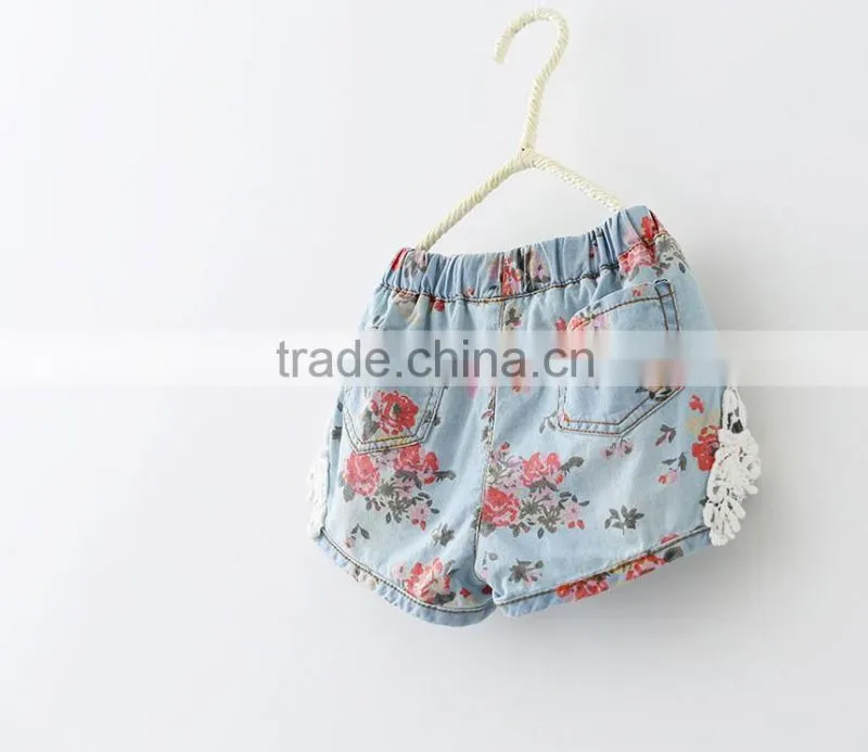 Wholesale Fashion Korean Denim Shorts 2016 New Summer Girl Short Jeans Lovely Little Girl Rose Printed Jeans