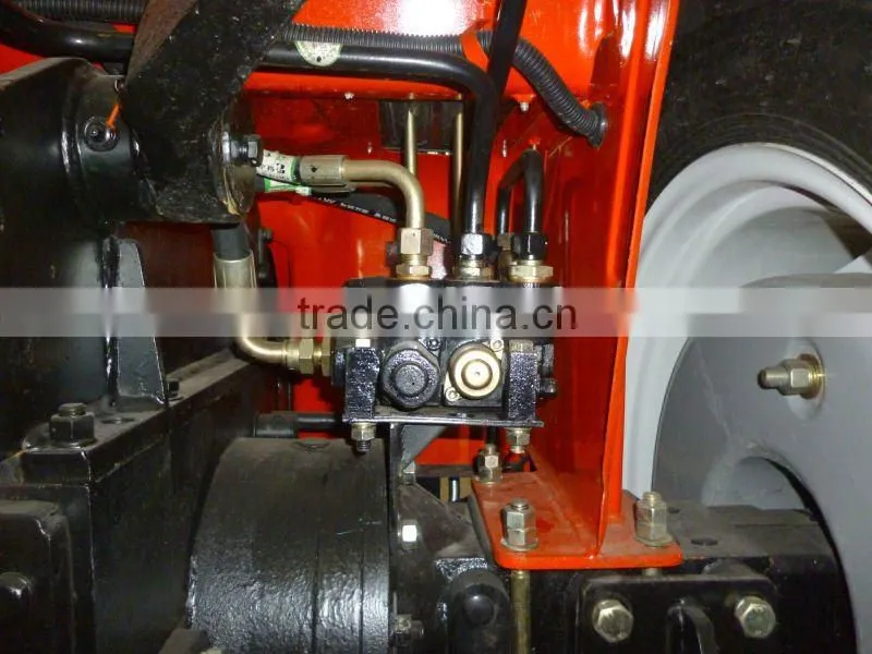 LUTONG854 85hp 4WD wheel-style tractor