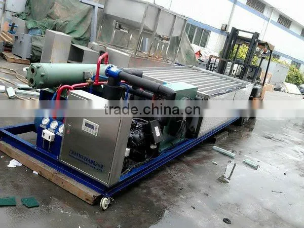 Large commercial ice plant design for bag block ice