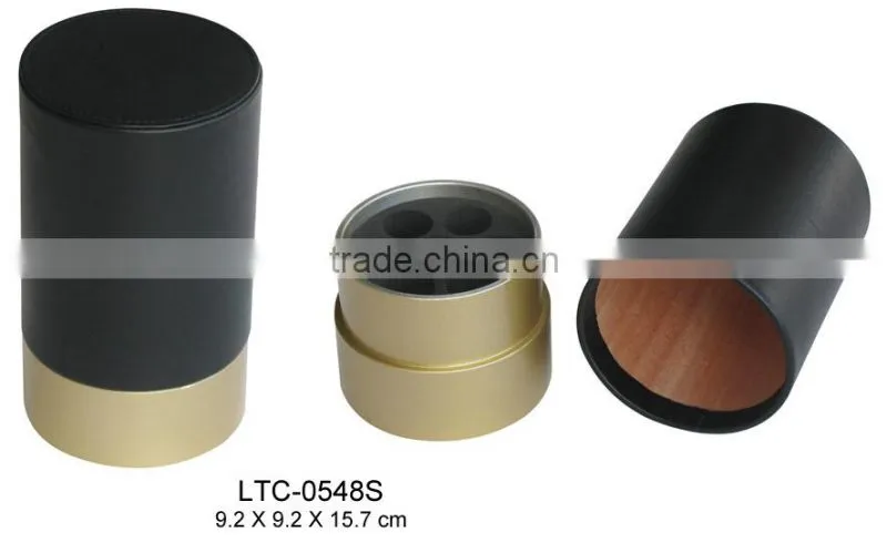 Cylinder shape portable cigar humidor for sale