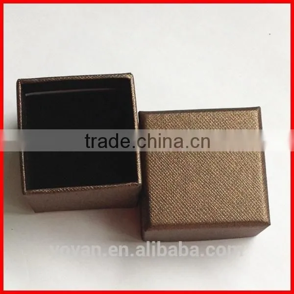 Textured Surface Finished Paper Jewelry Box for Packaging Ring Custom