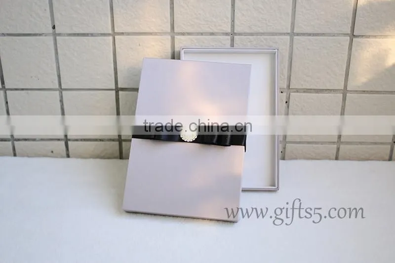 Handmade Luxury silk wedding invitation boxes wholesale