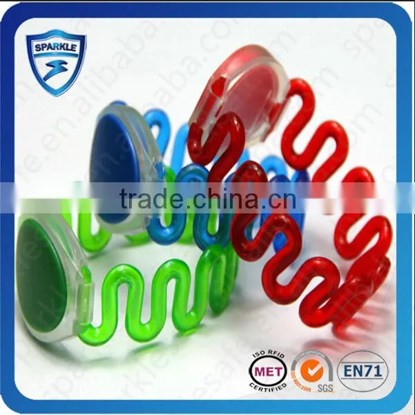 customized waterproof rfid silicone vibrating wristband bracelet