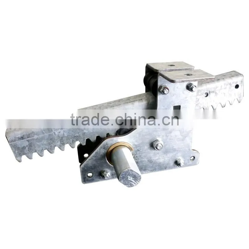 Greenhouse accessories rack and pinion