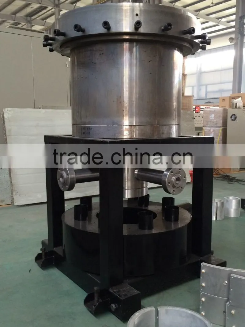 Blown film rotating die head