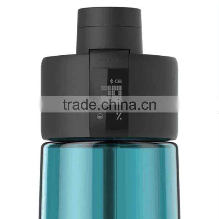 New Accurate Straw Water Bottle, Outdoor Portable Smart Mobile APP Control Intelligent Sports Water Bottle, 700ml Water Bottle