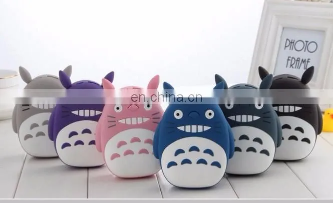 Mini Cute Cartoon 8000mah Portable Advertising Mobile Phone Charger totora animal pvc power bank