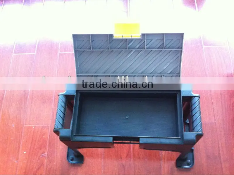 Plastic Garden Kneeler Seat with tool
