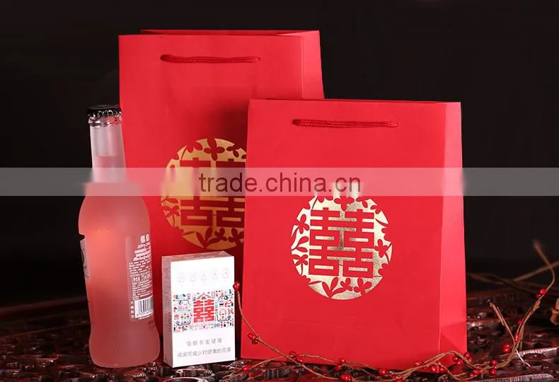 Customized China manufactures printing wedding gift paper bag