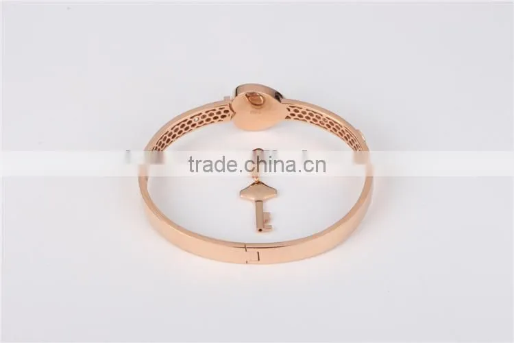 2015 Hot Selling Lock and Key 18K Yellow or Rose Gold Bangle With Diamond For Lover