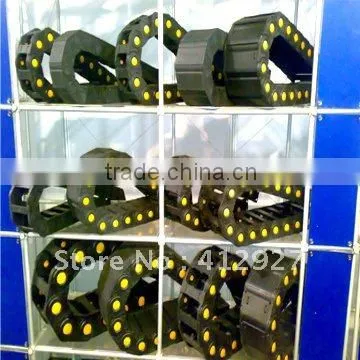 Vehicle tow chain