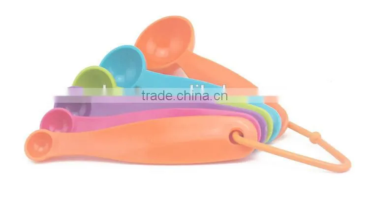 hot sell plastic measuring spoons and cup sets