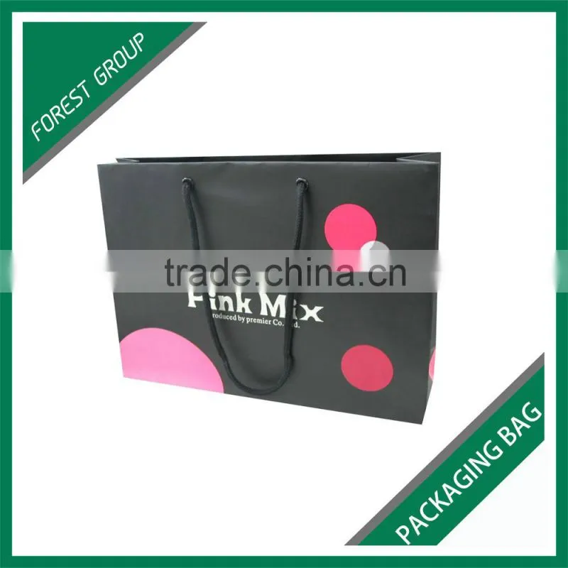 MATT LAMINATED RECYCLABLE CLOTHES PACKAGING BAGS WITH HANDLE