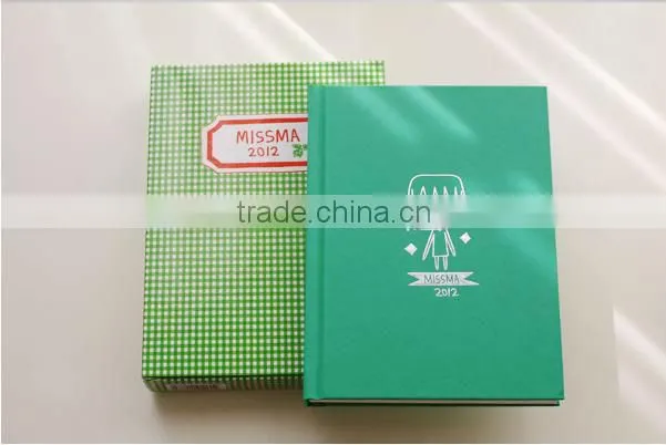 2013 Customized Red And Green Cute Table Calender