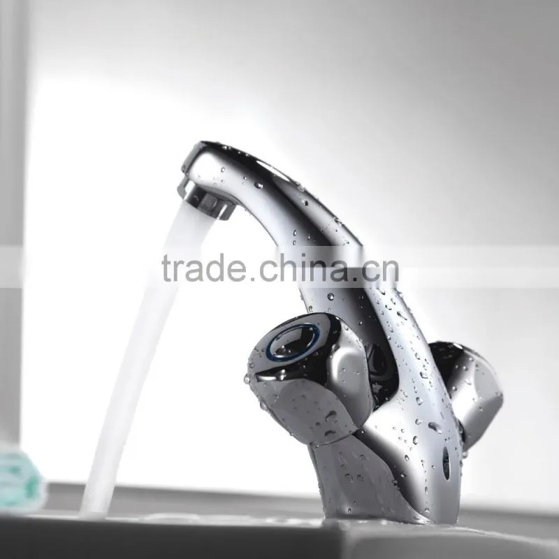 Single Hole Dual Wheels Bathroom Wash Basin Faucets