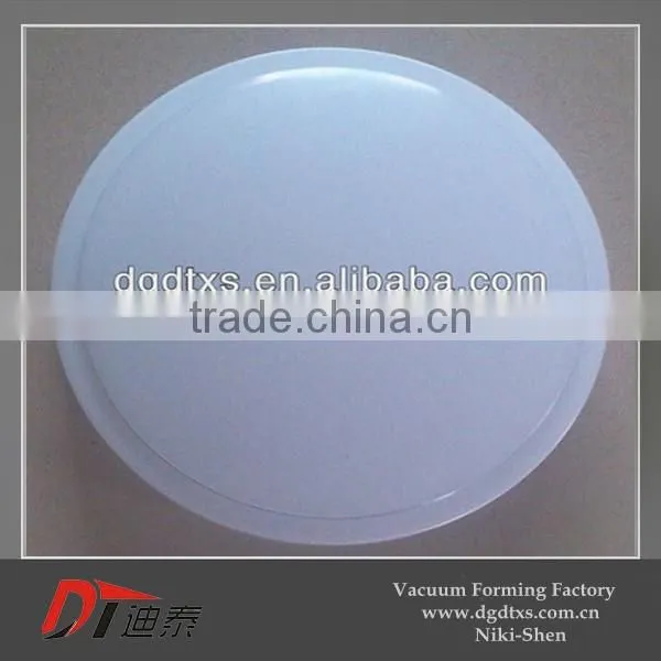 Custom lamp shade cover by vacuum forming