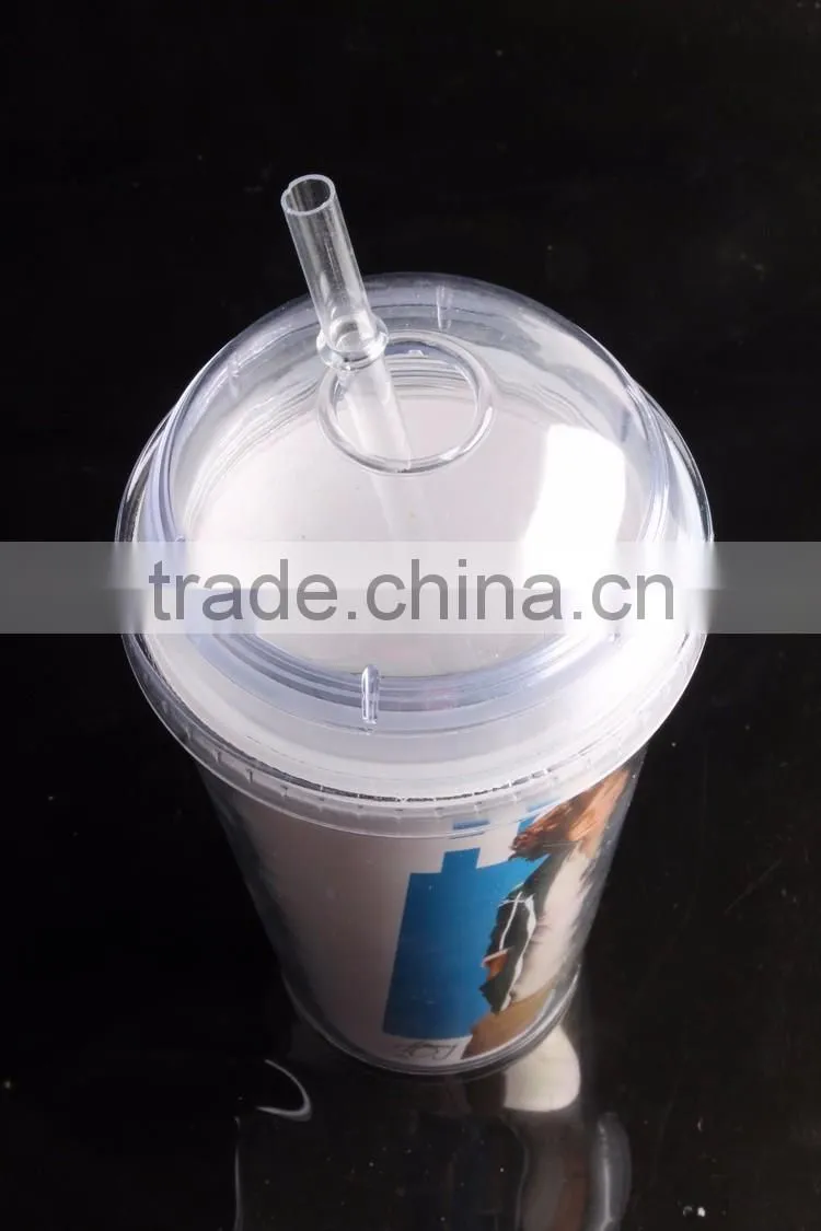 plastic tumblers with dome lids and straws