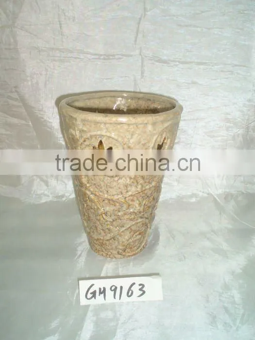 GREEN CERAMIC FLOWER POT