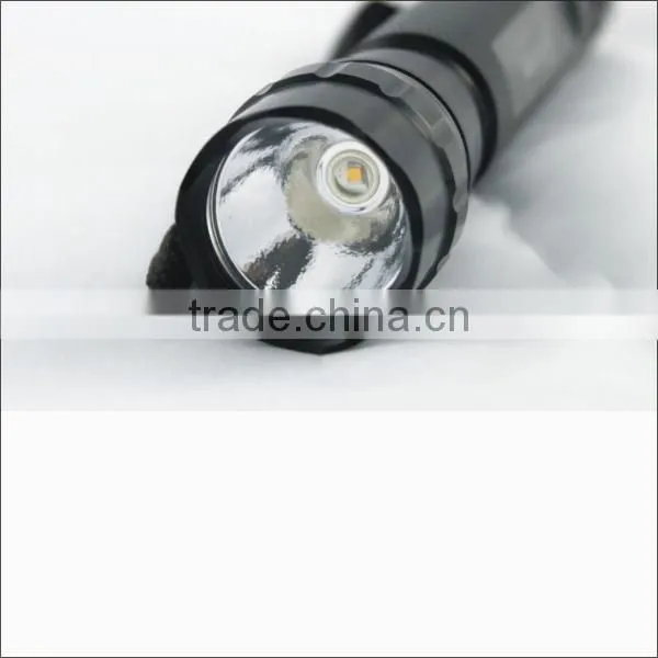 cree aluminum mini led flashlight button cell batteries