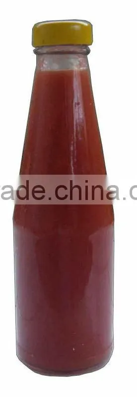 tomato sauce in glass jar