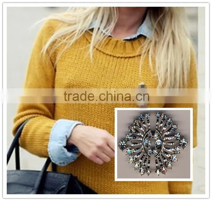 New Design Bling Rhinestone Brooches for Ladies sweater - BR1412004