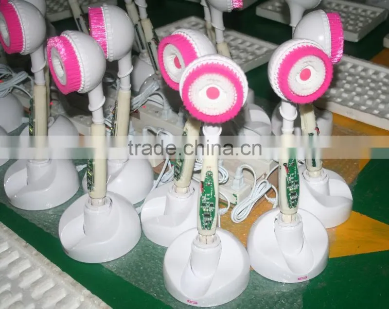 Multi-Function Beauty Equipment Type and FDA,CE, RoHS Certification electric facial cleaning brush