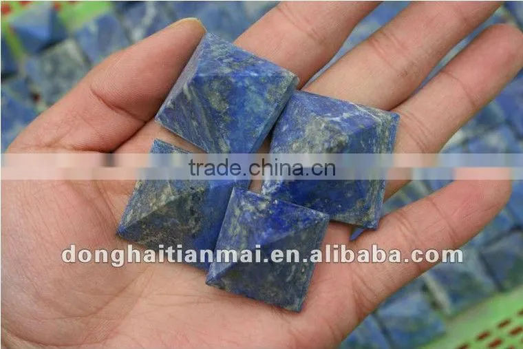 Natural Quartz Crystal Gemstone Pyramid Carving