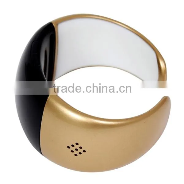 hot vibrate bluetooth braceletfor iphone