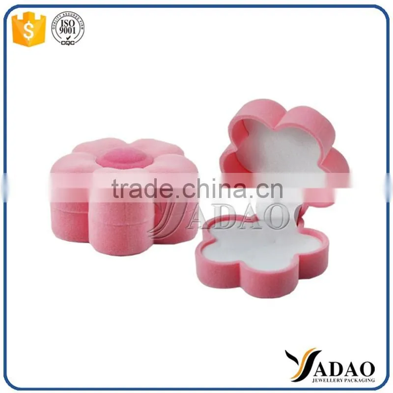 direct factory flocking velvet gift packaging flower shape ring box jewelry