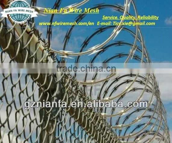 barb wire fence