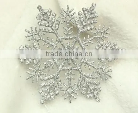 15051809 hanging cheap christmas plastic glitter snowflake