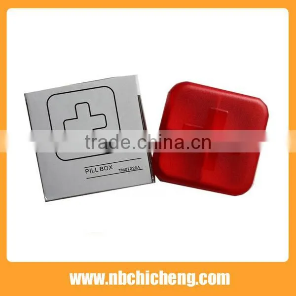 Wholesale new design Mini square Shape Plastic Pill Box With 4 Compartments PP+PS Pill Box