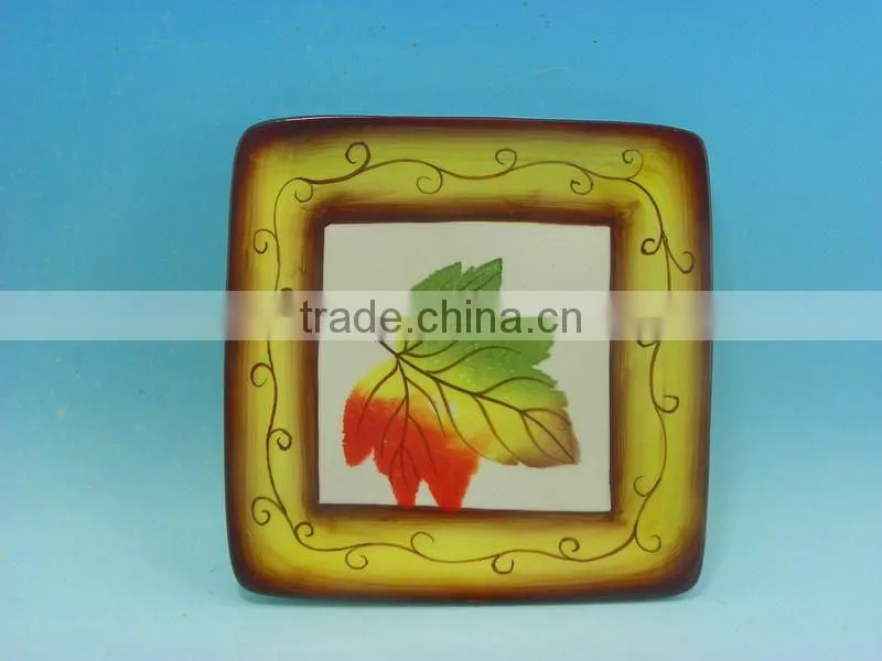 Maple Leaf Round Ceramic Plate