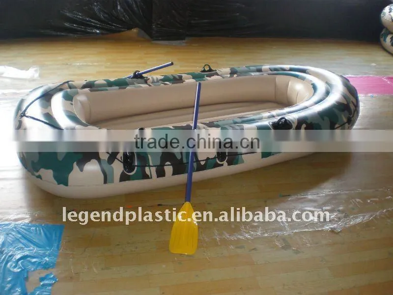 2-person fishing boat of the green field